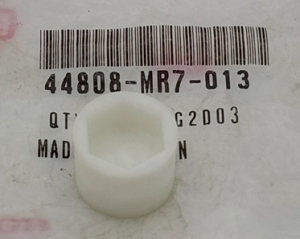 VFR 750 MITTARIPYÖRITTIMEN VÄLIKAPPALE